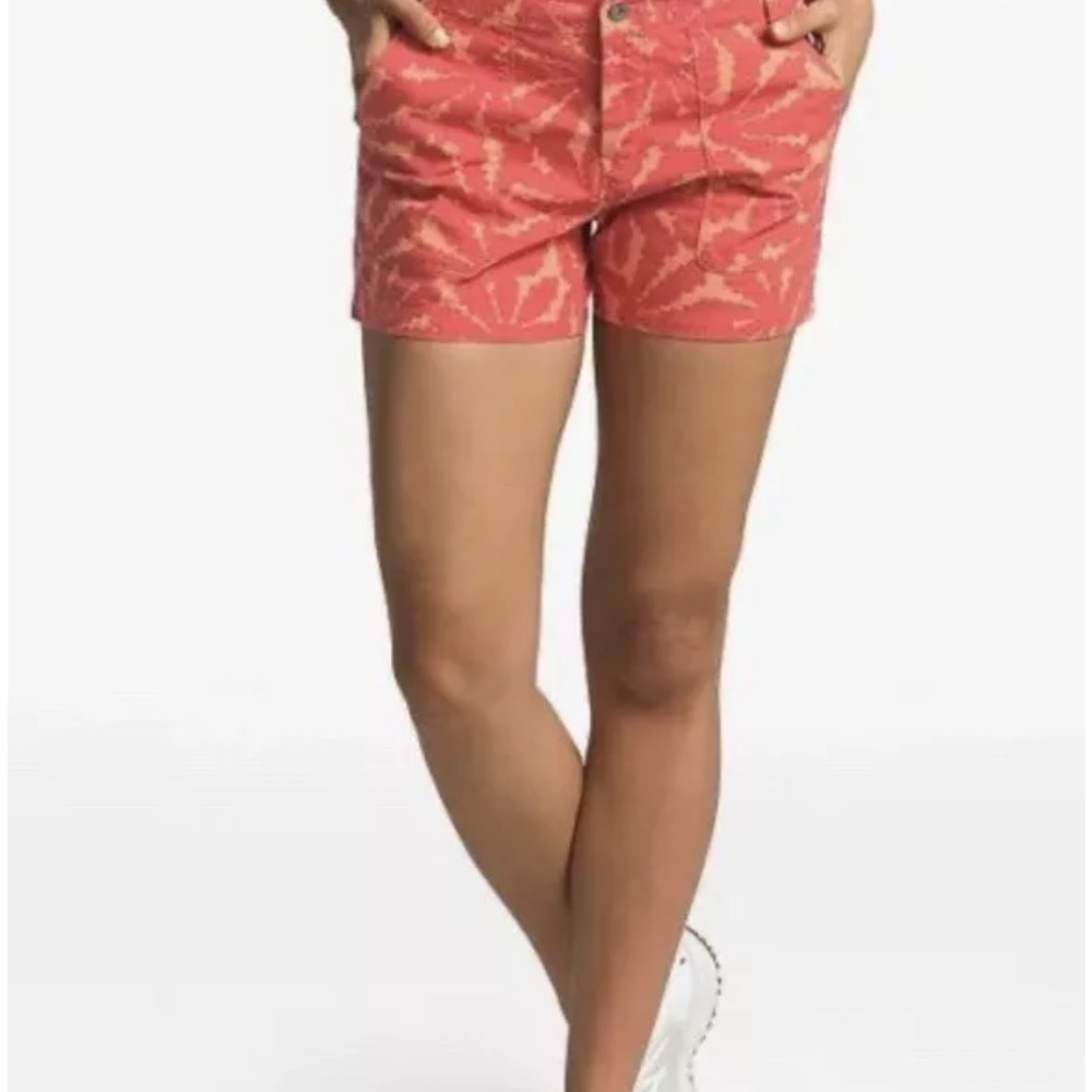 The north face women’s ridgeside shorts orange patched standard fit size 8
